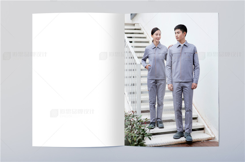 服裝畫冊(cè)